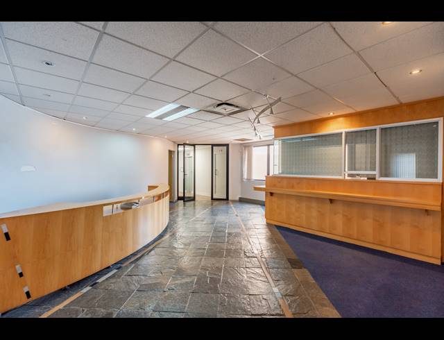 319M² OFFICE TO LET IN MUSGRAVE